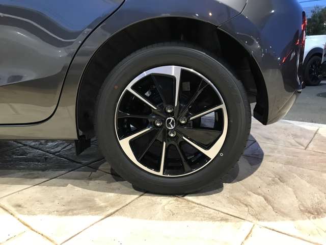 マツダ ＭＡＺＤＡ２ １．５ １５スポルト プラス R8年 (関東) 99