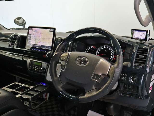 トヨタ ハイエースワゴン ２．７ ＧＬ ロング ミドルルーフ ４ＷＤ H30年 (東海) 99
