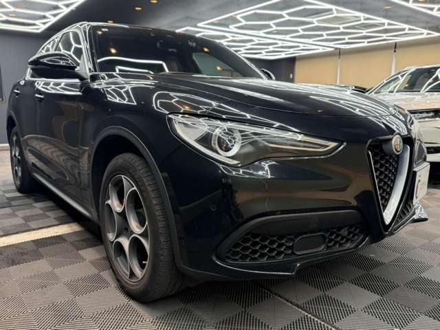 アルファロメオ ステルヴィオ ２．０ ターボ Ｑ４ スポーツパッケージ ４ＷＤ H30年 (関東) 99