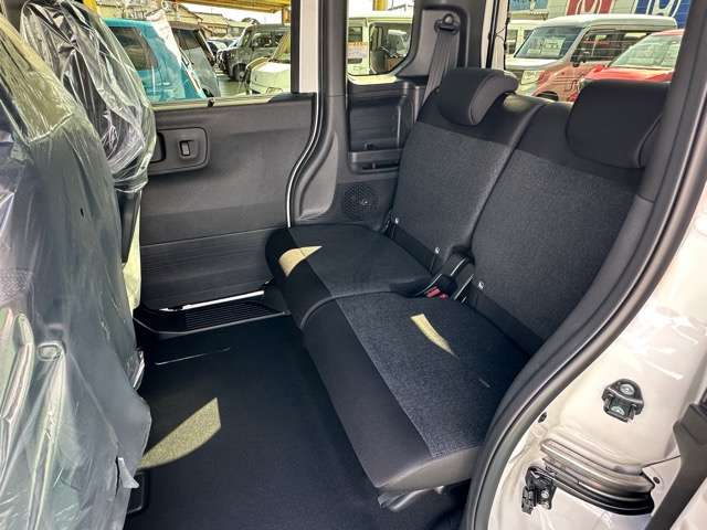 ホンダ Ｎ　ＢＯＸ カスタム ６６０ R8年 (東海) 99