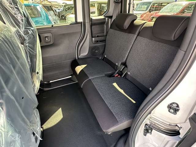 ホンダ Ｎ　ＢＯＸ カスタム ６６０ R8年 (東海) 99
