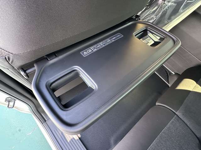 ホンダ Ｎ　ＢＯＸ カスタム ６６０ R8年 (東海) 99