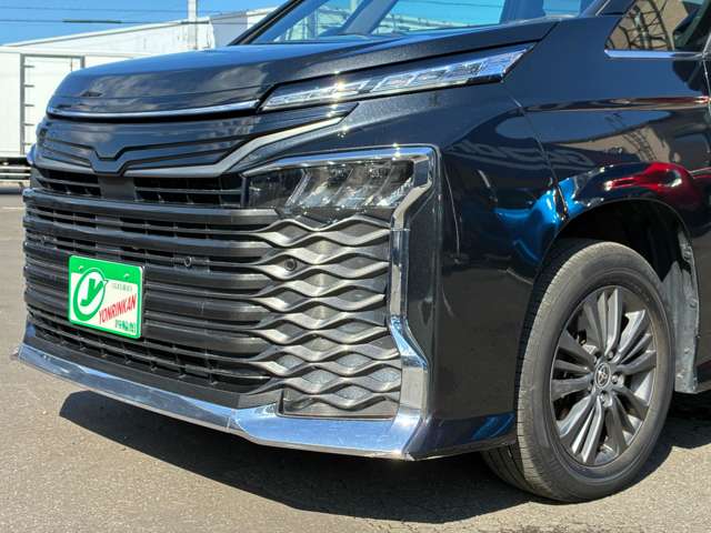 トヨタ ヴォクシー １．８ ハイブリッド Ｓ－Ｚ Ｅ－ＦＯＵＲ ４ＷＤ R4年 (北海道) 99