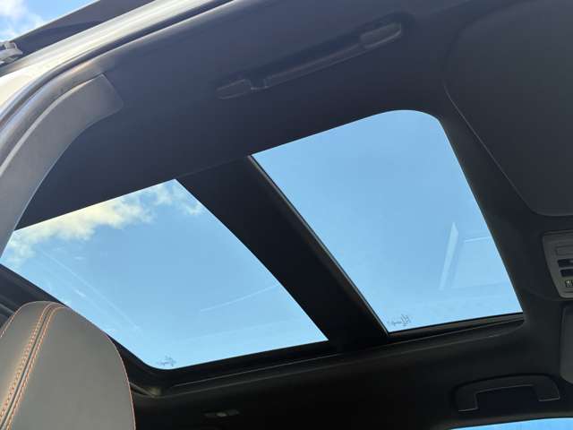 三菱 アウトランダーＰＨＥＶ ＰＨＥＶ ２．４ Ｐ ４ＷＤ R4年 (北海道) 99