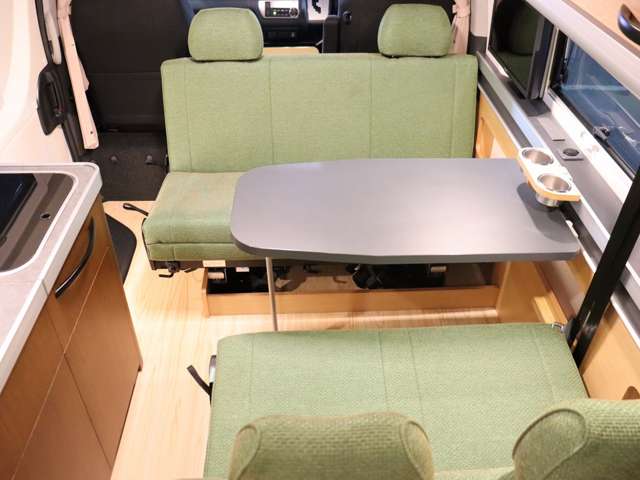 トヨタ ハイエースバン キャンピング R5年 (北海道) 99