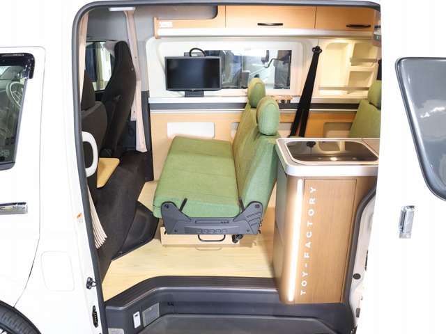 トヨタ ハイエースバン キャンピング R5年 (北海道) 99