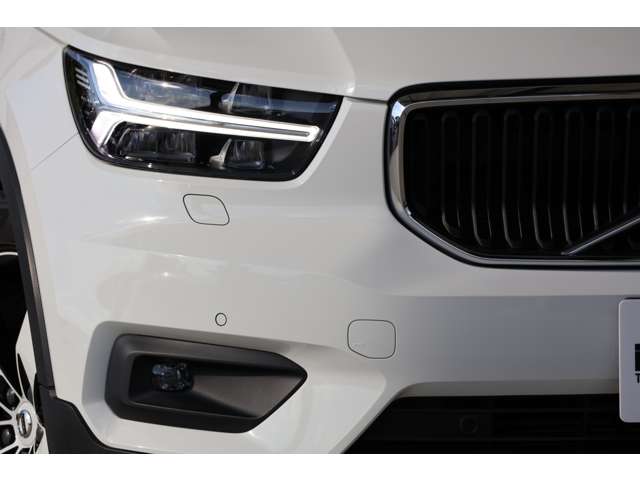 ボルボ ＸＣ４０ Ｔ４ ＡＷＤ モメンタム ４ＷＤ R1年 (近畿) 99