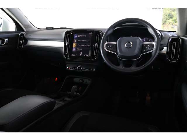 ボルボ ＸＣ４０ Ｔ４ ＡＷＤ モメンタム ４ＷＤ R1年 (近畿) 99