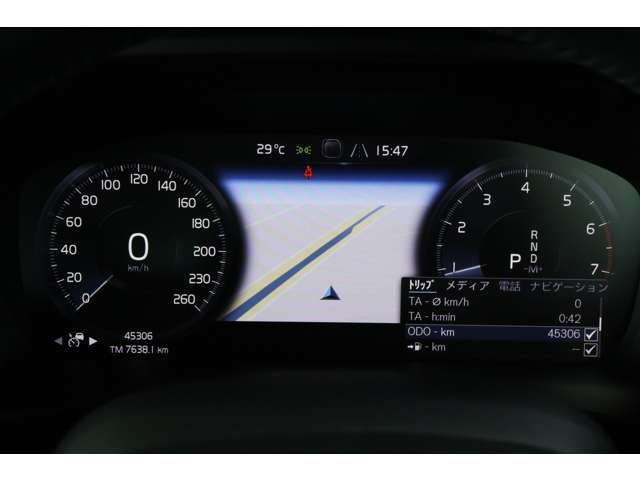 ボルボ ＸＣ４０ Ｔ４ ＡＷＤ モメンタム ４ＷＤ R1年 (近畿) 99