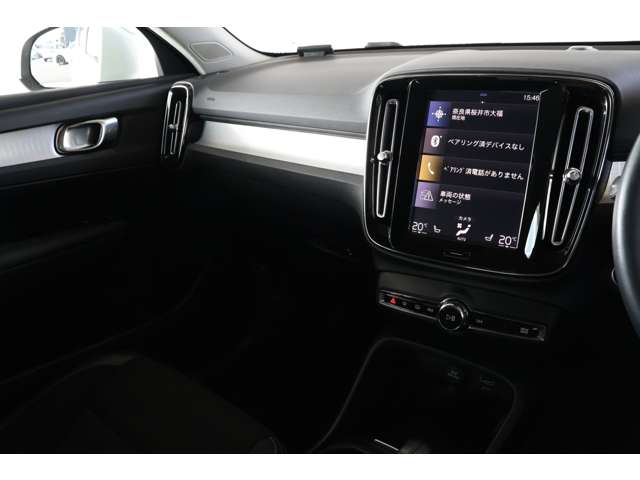 ボルボ ＸＣ４０ Ｔ４ ＡＷＤ モメンタム ４ＷＤ R1年 (近畿) 99