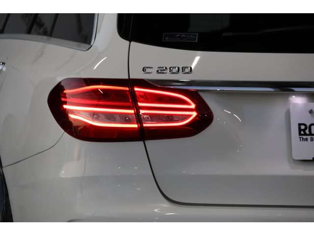 メルセデスベンツ Ｃクラスワゴン Ｃ２００ スポーツ 本革仕様 H27年 (近畿) 99