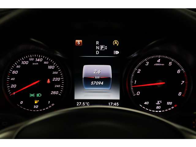 メルセデスベンツ Ｃクラスワゴン Ｃ２００ スポーツ 本革仕様 H27年 (近畿) 99
