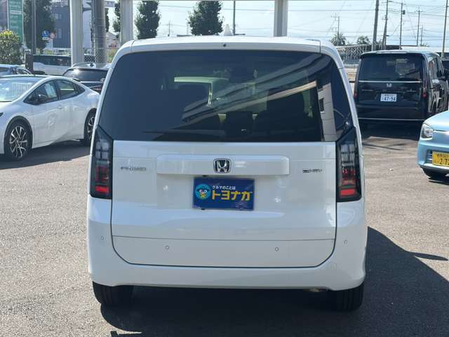 ホンダ フリード　ハイブリッド １．５ Ｅ：ＨＥＶ エアー R8年 () 99