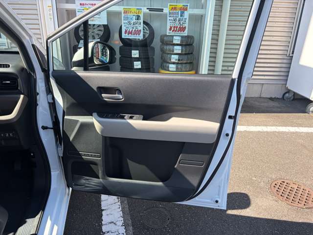 ホンダ フリード　ハイブリッド １．５ Ｅ：ＨＥＶ エアー R8年 () 99