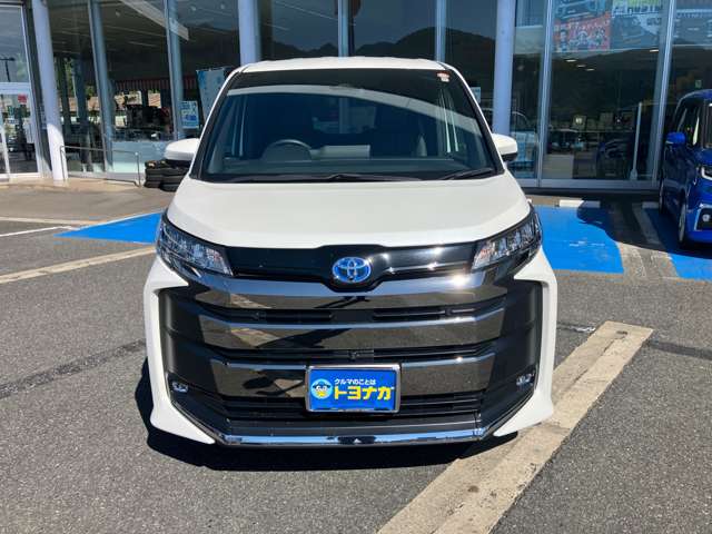 トヨタ ノア １．８ ハイブリッド Ｓ－Ｚ Ｅ－ＦＯＵＲ ４ＷＤ R4年 (関東) 99