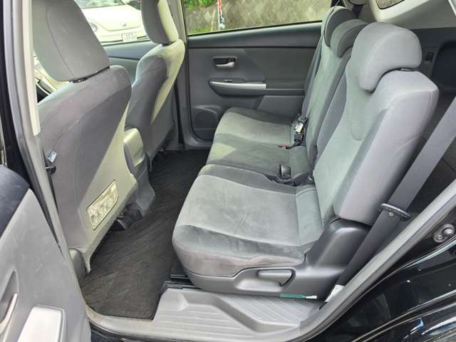 トヨタ プリウスΑ １．８ Ｓ Ｌセレクション H25年 (関東) 99
