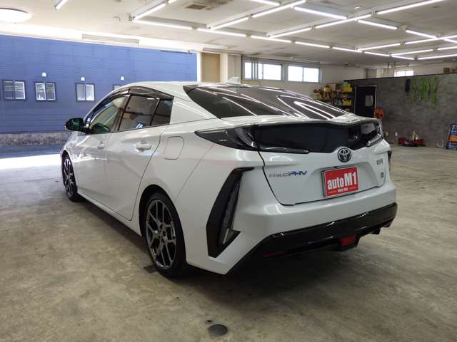 トヨタ プリウスＰＨＶ １．８ Ｓ ＧＲ スポーツ R4年 (東北) 99