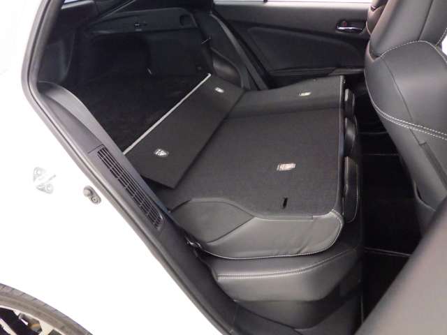 トヨタ プリウスＰＨＶ １．８ Ｓ ＧＲ スポーツ R4年 (東北) 99