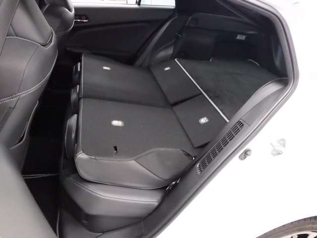 トヨタ プリウスＰＨＶ １．８ Ｓ ＧＲ スポーツ R4年 (東北) 99
