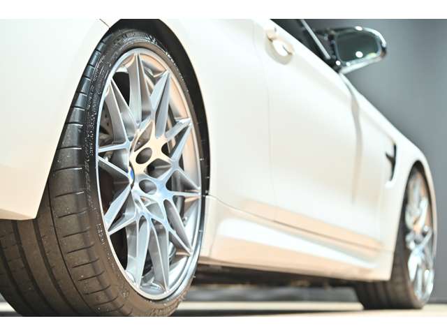 ＢＭＷ Ｍ４カブリオレ コンペティション Ｍ ＤＣＴ ドライブロジック R1年 (関東) 99