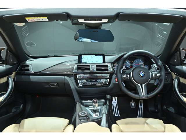 ＢＭＷ Ｍ４カブリオレ コンペティション Ｍ ＤＣＴ ドライブロジック R1年 (関東) 99