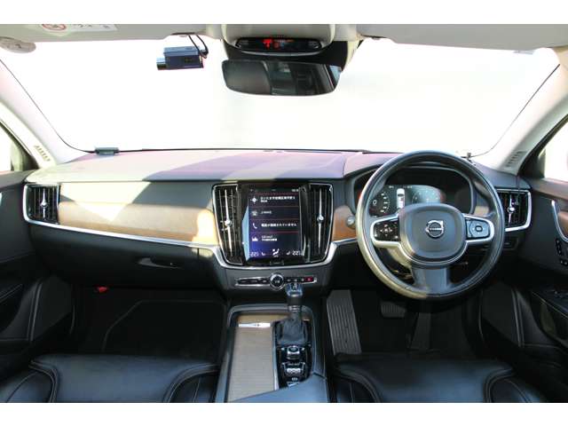 ボルボ Ｖ９０ Ｔ６ ＡＷＤ インスクリプション ４ＷＤ H30年 (関東) 99