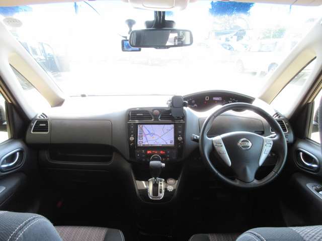 日産 セレナ ２．０ ハイウェイスター Ｖセレクション＋ＳＡＦＥＴＹ Ｓ－ＨＹＢＲＩＤ H28年 () 99