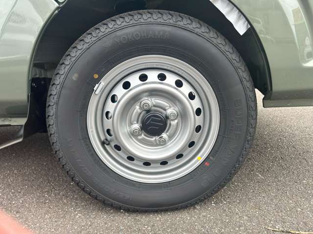 スズキ キャリイトラック ６６０ ＫＣ農繁 ３方開 ４ＷＤ R8年 () 99