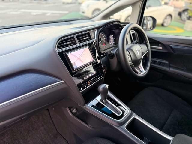 ホンダ シャトル １．５ Ｇ H27年 (近畿) 99