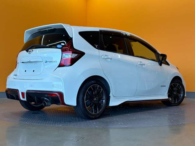 日産 ノート １．２ Ｅ－ＰＯＷＥＲ ＮＩＳＭＯ H30年 (近畿) 99