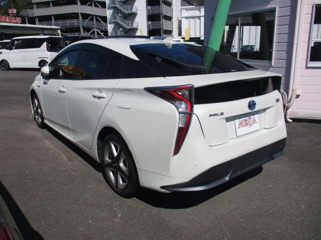 トヨタ プリウス １．８ Ｓ ツーリングセレクション H30年 (中国) 99