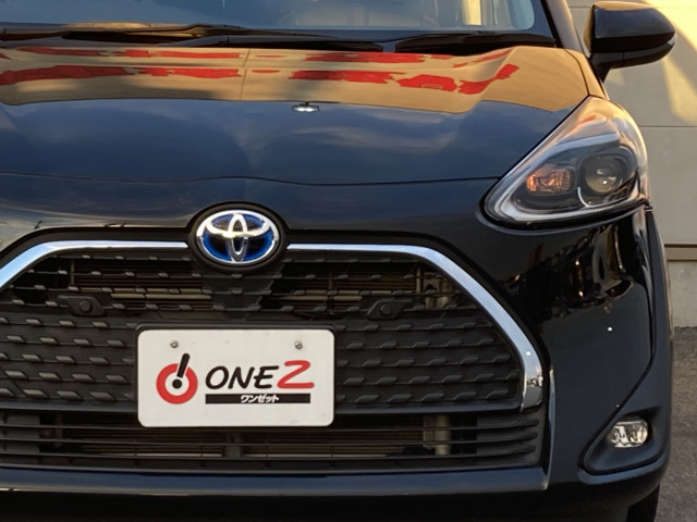 トヨタ シエンタ　ハイブリッド ハイブリッド １．５ Ｇ クエロ R4年 (四国) 99