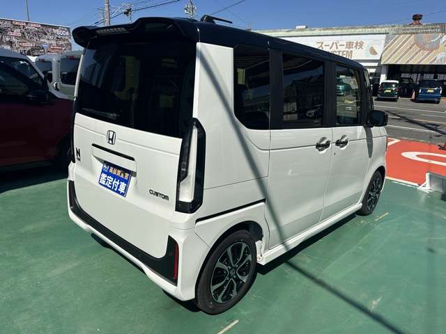 ホンダ Ｎ　ＢＯＸ カスタム ６６０ コーディネートスタイル ２トーン R8年 (東海) 99