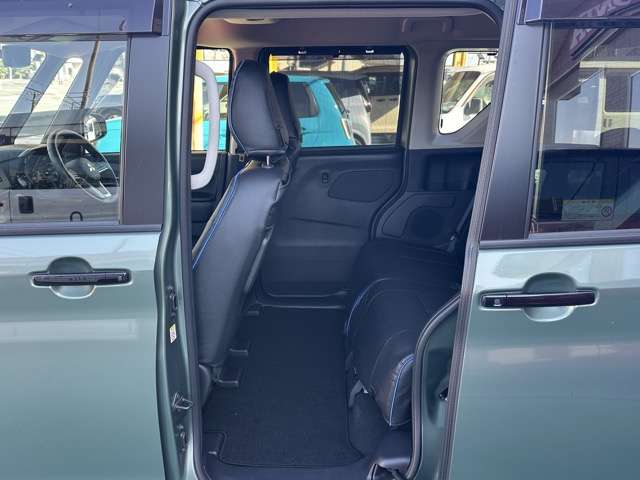 三菱 デリカ　ミニ ６６０ Ｔ プレミアム ４ＷＤ R7年 (東海) 99