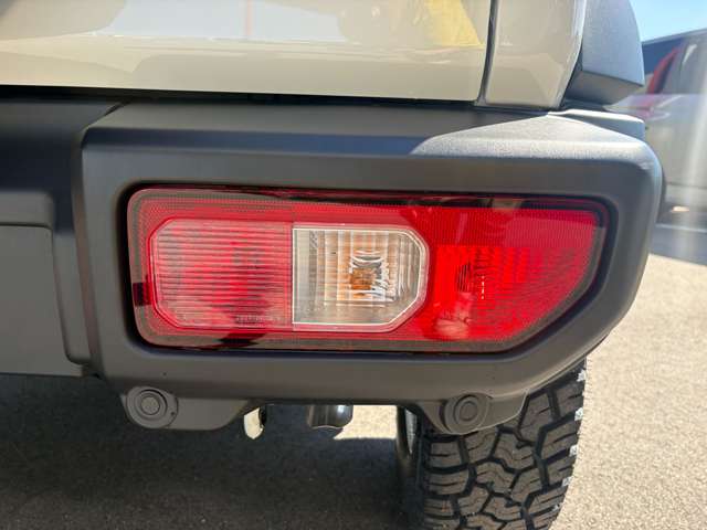 スズキ ジムニー　ノマド １．５ ＦＣ ４ＷＤ R8年 () 99