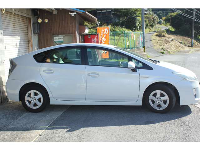 トヨタ プリウス １．８ Ｓ H23年 (近畿) 99