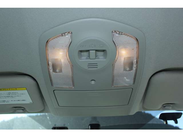 トヨタ プリウス １．８ Ｓ H23年 (近畿) 99