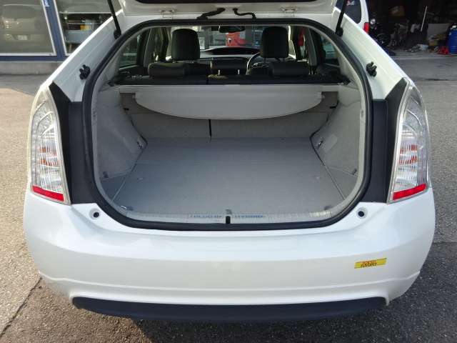 トヨタ プリウスＰＨＶ １．８ Ｇ H25年 (甲信越・北陸) 99