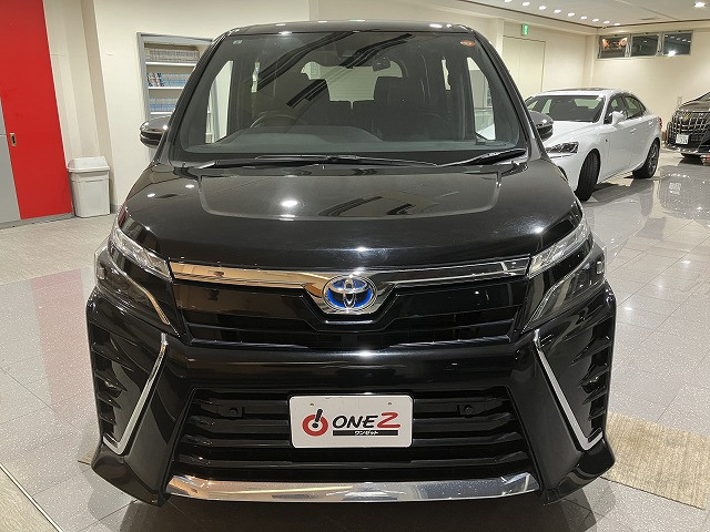 トヨタ ヴォクシー １．８ ハイブリッド ＺＳ 煌ＩＩＩ R3年 (近畿) 99