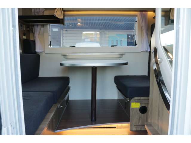 トヨタ カムロード バンテック R5年 (中国) 99