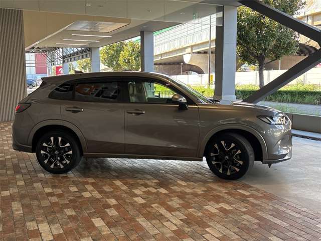 ホンダ ＺＲ－Ｖ ２．０ Ｅ：ＨＥＶ Ｚ R5年 (近畿) 99
