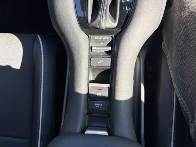 ホンダ ＺＲ−Ｖ １．５ Ｘ R6年 (近畿) 99