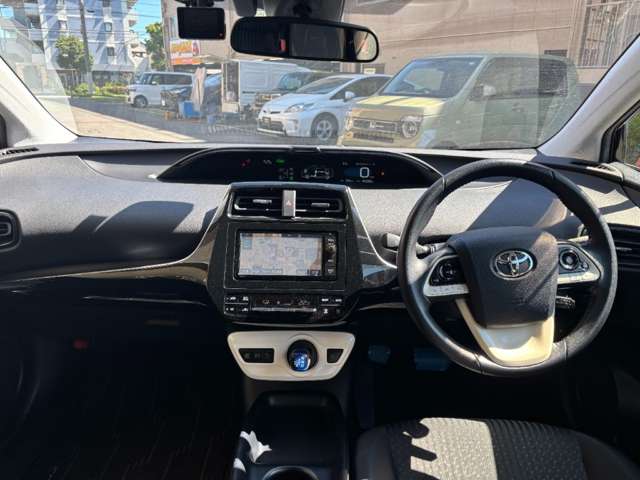 トヨタ プリウス １．８ Ｓ H28年 (近畿) 99
