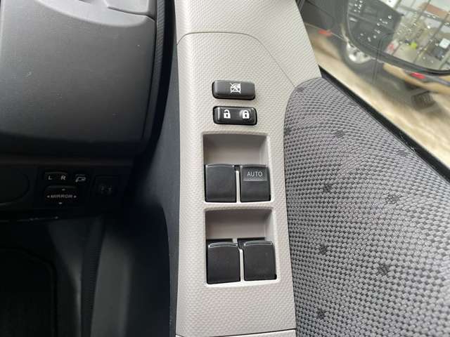 トヨタ ヴィッツ １．０ Ｆ H22年 (関東) 99