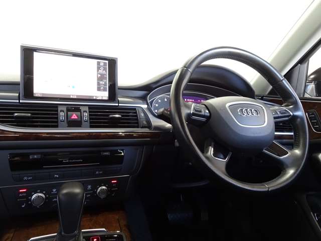 アウディ Ａ６　アバント ２．０ ＴＦＳＩ クワトロ ４ＷＤ H28年 (関東) 99