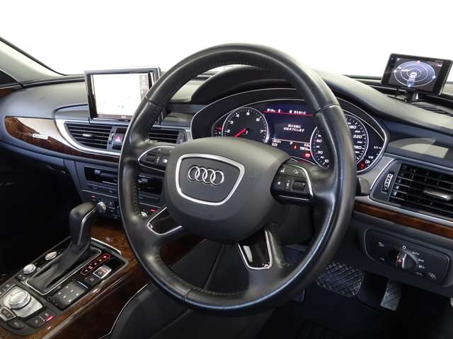 アウディ Ａ６　アバント ２．０ ＴＦＳＩ クワトロ ４ＷＤ H28年 (関東) 99