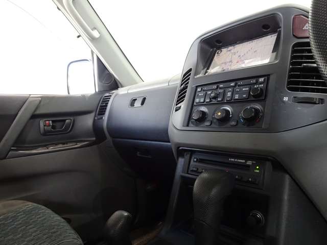 三菱 パジェロ ３．０ ロング ＺＲ ４ＷＤ H16年 (関東) 99