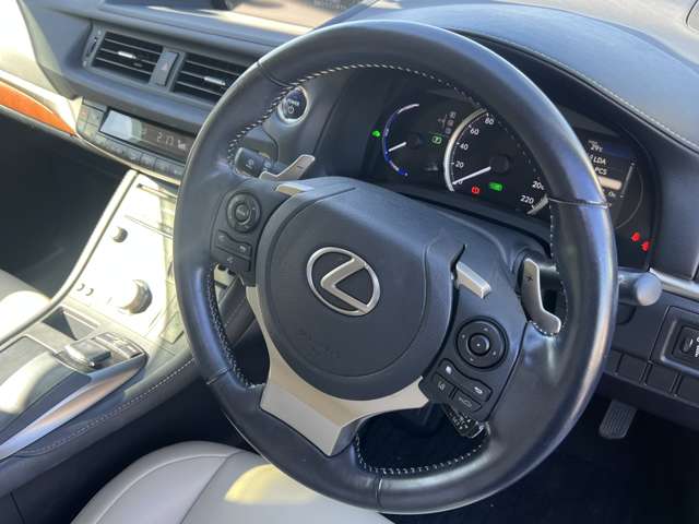 レクサス ＣＴ２００ｈ バージョンＣ R3年 (東海) 99
