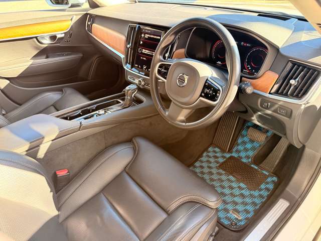 ボルボ Ｖ９０ Ｔ６ ＡＷＤ インスクリプション ４ＷＤ H29年 (東海) 99