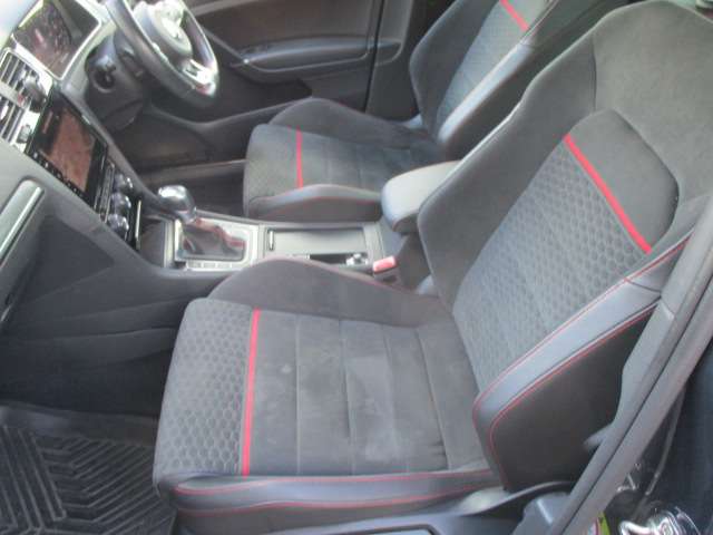 フォルクスワーゲン ゴルフ ＧＴＩ　パフォーマンス H29年 () 99